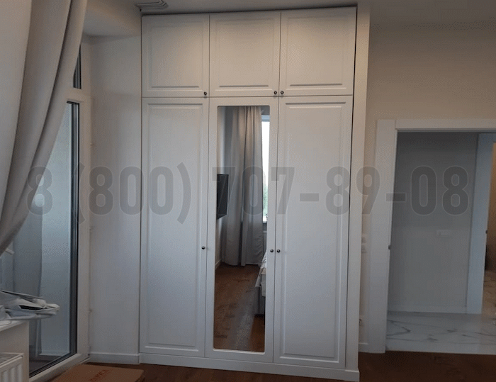 Классический шкаф в Апрелевке